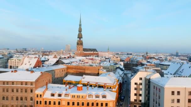 Красивый Закат Зимой Риге Латвия Вид Воздуха Старый Город Возле — стоковое видео