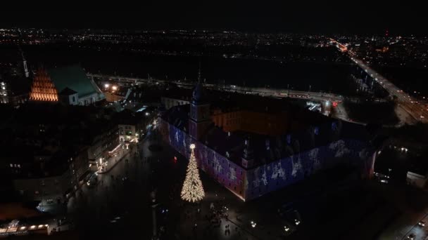 Noche Navidad Aérea Del Casco Antiguo Varsovia Hermoso Árbol Navidad — Vídeos de Stock