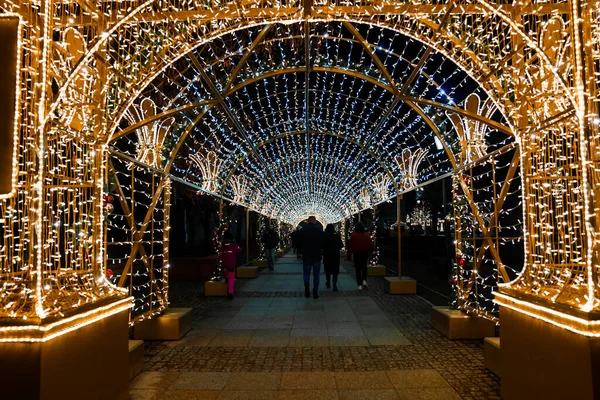 Kouzelný Vánoční Trh Varšavě Lidmi Kolem Nákupu Dárky Vánoční Duch — Stock fotografie