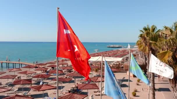Panorama Riwiery Tureckiej Luksusowy Hotel Flagą Turecką Pobliżu Kurortu Side — Wideo stockowe