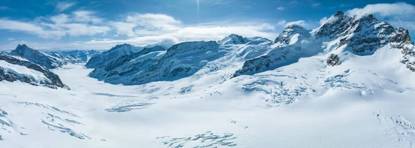 位于瑞士瓦莱州的大阿莱希冰川的空中景观 该冰川是阿尔卑斯山和教科文组织遗产中最大的冰川 Aletsch冰川 欧洲阿尔卑斯山的冰景 — 图库照片