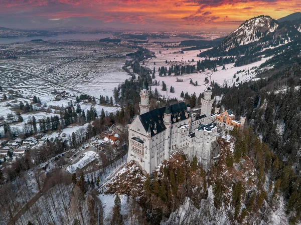 Luftaufnahme Von Schloss Neuschwanstein Oder Schloss Neuschwanstein Einem Wintertag Mit — Stockfoto