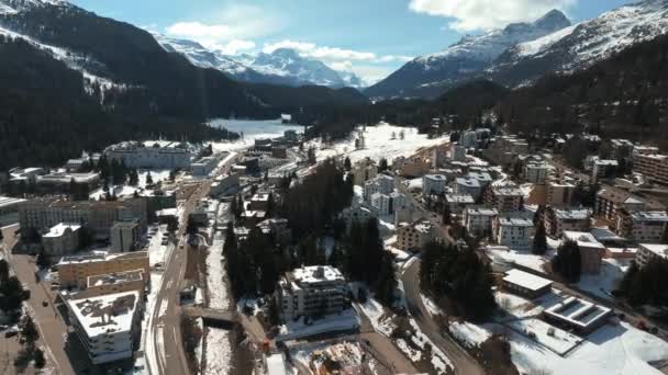 Vista Aérea Inverno Famosa Estação Esqui Moritz Graubunden Suíça — Vídeo de Stock