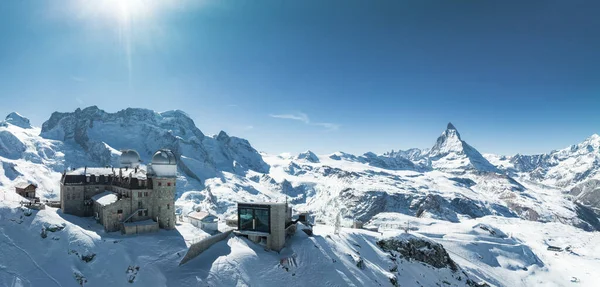 Letecký Výhled Luxusní Hotel Astronomickou Observatoř Gornergratu Pozadí Hory Matterhorn — Stock fotografie