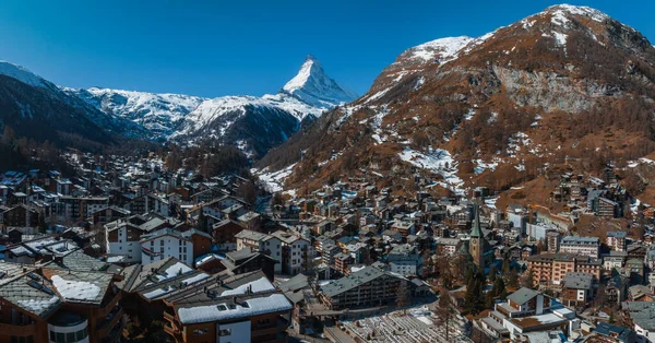 Luchtfoto Van Zermatt Valley Stad Matterhorn Piek Achtergrond Ochtend Zwitserland — Stockfoto