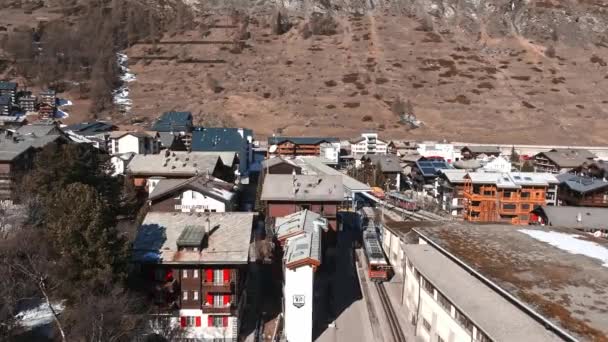Widok Lotu Ptaka Miasto Zermatt Valley Matterhorn Peak Tle Rano — Wideo stockowe