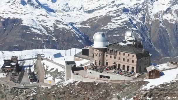 Widok Lotu Ptaka Luksusowy Hotel Obserwatorium Astronomiczne Gornergrat Tle Góry — Wideo stockowe