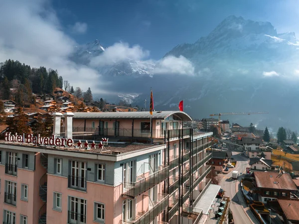 Widok Powietrza Luksusowy Hotel Grindelwald Szwajcaria Piękne Góry Tle — Zdjęcie stockowe