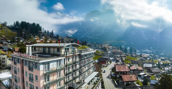 Widok Powietrza Luksusowy Hotel Grindelwald Szwajcaria Piękne Góry Tle — Zdjęcie stockowe