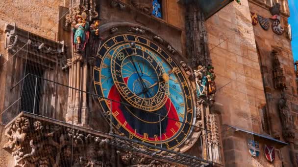 Praga Relógio Astronómico Cidade Velha Praga Cena Tempo Relógio Movendo — Vídeo de Stock