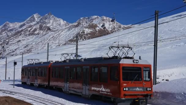 Montar Icónico Tren Rueda Dentada Gornergrat Estación Esquí Zermatt Los — Vídeos de Stock