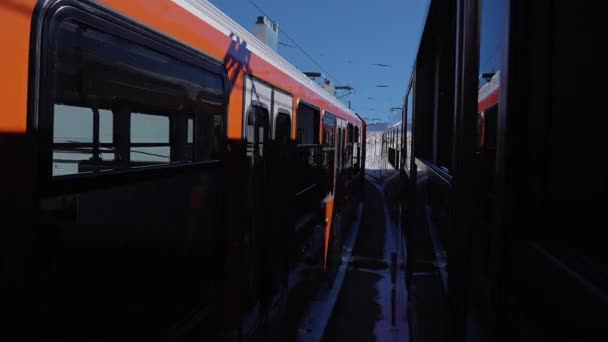 Jízda Ikonickém Ozubeném Kole Gornergrat Železnice Lyžařském Středisku Zermatt Švýcarských — Stock video