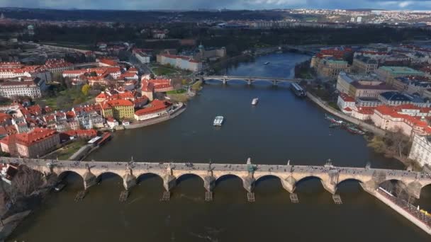 Vista Panorâmica Panorâmica Primavera Panorâmica Arquitetura Cais Cidade Velha Ponte — Vídeo de Stock