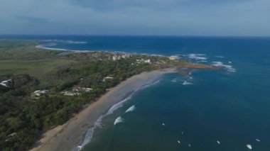 Playa Flamingo, Guanacaste, Kosta Rika. Flamingo Beach North Ridge 'in hava görüntüsü - Lüks evler, villalar ve Pasifik Sahili' ndeki panoramik okyanus manzaralı oteller
