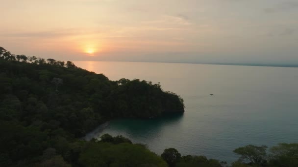 Widok Wafers Bay Cocos Island Kostaryka Aerial Drone Widok Tropikalną — Wideo stockowe