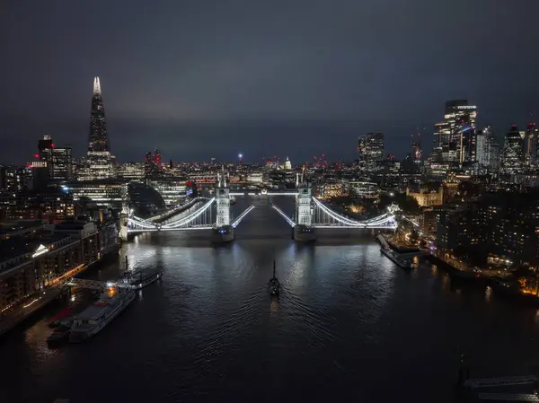 Vista Aérea Noturna Elevação Tower Bridge Londres Belo Panorama Iluminado — Fotografia de Stock