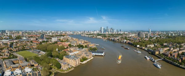 Hermosa Vista Panorámica Del Río Támesis Londres Con Horizonte Canary —  Fotos de Stock