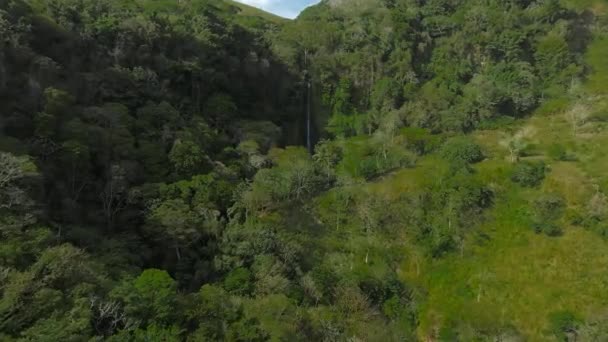 Водопад Фортуна Коста Рике Водопад Расположен Реке Ареналь Подножия Спящего — стоковое видео