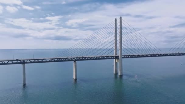 Panoramatický Letecký Pohled Zblízka Most Oresund Přes Baltské Moře Mezi — Stock video