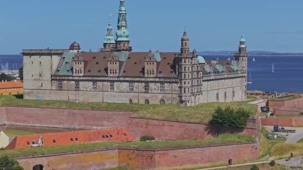 Vista Aérea Del Castillo Kronborg Con Murallas Ravelin Que Protege — Vídeos de Stock