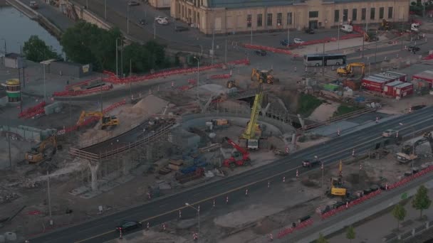Bouw Rail Baltica Project Cenetr Van Riga Aanleg Van Wegen — Stockvideo