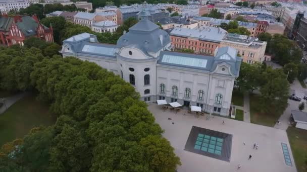 Vacker Flygutsikt Över Staden Riga Lettlands Huvudstad Statens Konstmuseum — Stockvideo