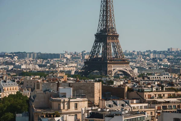 Dagfoto Van Eiffeltoren Onder Een Helderblauwe Lucht Parijs Frankrijk — Stockfoto