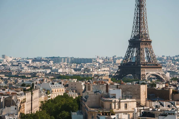 Foto Diurna Torre Eiffel París Francia Bajo Cielo Azul Claro — Foto de Stock