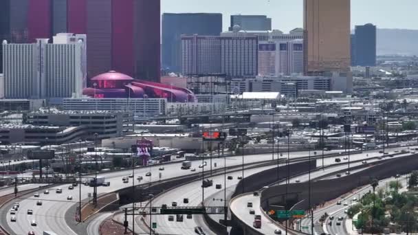 Nevada Abd Deki Las Vegas Şehrinin Hava Görüntüsü Büyük Otoyollar — Stok video