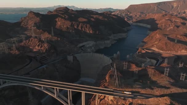 Hooverská Přehrada Řece Colorado Rozprostírající Nad Nevadou Arizonou Úsvitu Shora — Stock video
