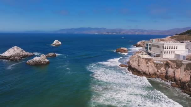 Luftaufnahme Der Pazifikküste Riesige Wellen Ufer Nahe San Francisco — Stockvideo