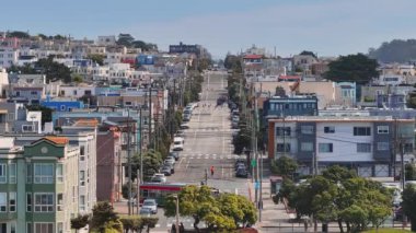 Dar sokakları ve kavşakları olan San Francisco şehrinin hava manzarası. Güzel San Francisco. 