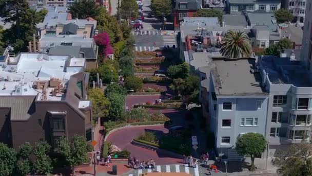 サンフランシスコの古典的なロンバルド通りの空中ビュー — ストック動画