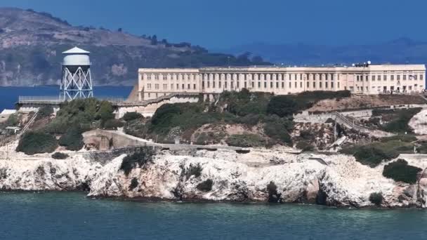 Flygfoto Över Alcatraz San Francisco Bay Närbild Det Klassiska Fängelset — Stockvideo