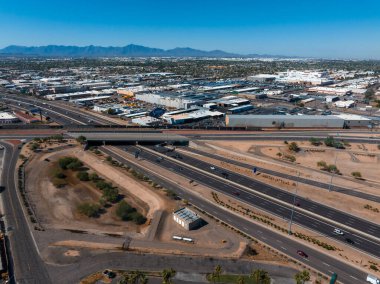 Arizona 'nın şehir merkezindeki Phoenix şehri. Phoenix Arizona şehir merkezinin en iyi manzarası ABD 'de bir yaz günü.