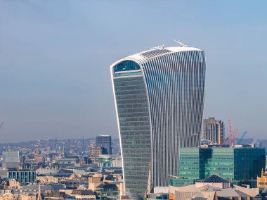 Londra iş merkezi gökdelenlerinin hava görüntüsü. Londra iş dünyasının panoramik manzarası.