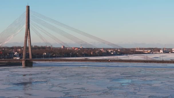 Fiume Daugava Congelato Riga Lettonia Veduta Aerea Dell Inverno Riga — Video Stock