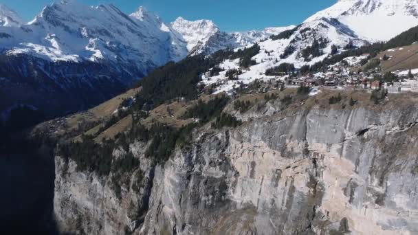 Sviçre Deki Murren Kayak Merkezinin Güzel Panoramik Hava Manzarası Uçurumun — Stok video