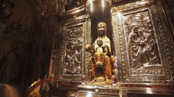 Den Snidade Skulpturen Madonna Nuestra Senora Montserrat Kyrkan Iglesia Belen — Stockvideo