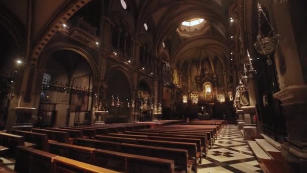 Catalunha Interior Igreja Montserrat Abbey Está Localizado Montanha Montserrat Igreja — Vídeo de Stock
