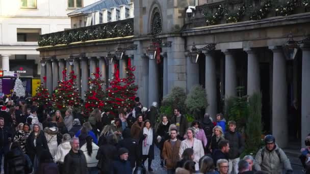 Schöne Weihnachtsdekoration Und Lichter Stadtteil Covent Garden London Weihnachtsstimmung Mit — Stockvideo