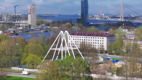 Trabajos Construcción Nueva Rueda Los Hurones Riga Letonia Llama Ojo — Vídeo de stock