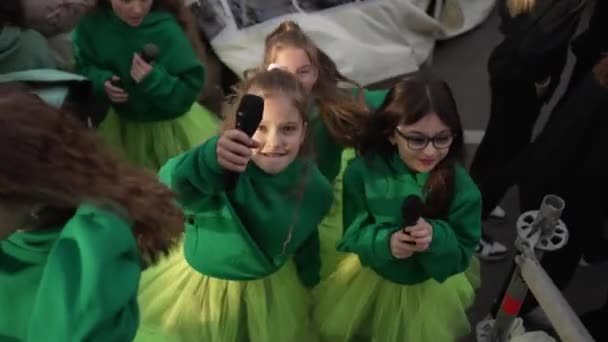 Rivne Ukraine October 2022 Many Young Girls Rejoice Cheerfully Wave — Stock video
