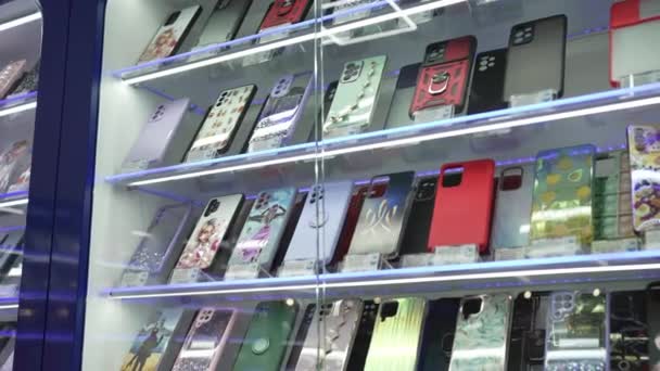 Cell Phones Smartphones Store Interior Showcase Apple Iphones Cases Accessories — Vídeos de Stock