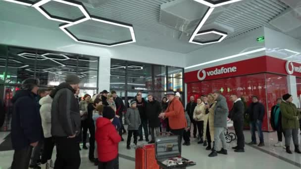 Magician Performs Card Trick Showing Interesting Show Supermarket Visitors Slow — Stockvideo