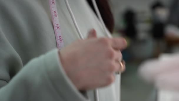 Tailor Holds Yellow Centimeter His Hands Takes Measurements — Vídeos de Stock
