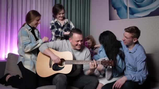 Caring Dad Mom Spend Time Children Have Fun Sing Songs — Stockvideo