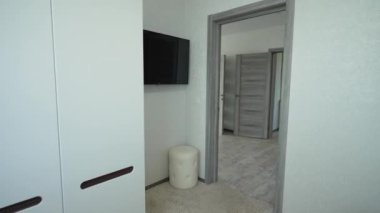 Lüks çağdaş bir evin içi ve dışı..