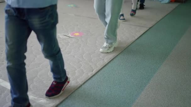 Children Walk Tiptoes Mat Kindergarten Physical Warm — Stock Video