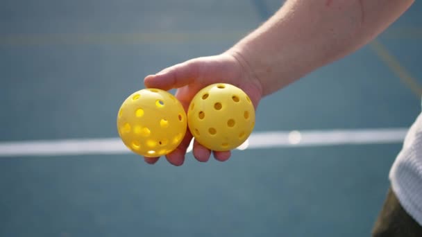 Τουρνουά Τένις Κράτα Μια Μπάλα Του Τένις Στα Χέρια Σου — Αρχείο Βίντεο